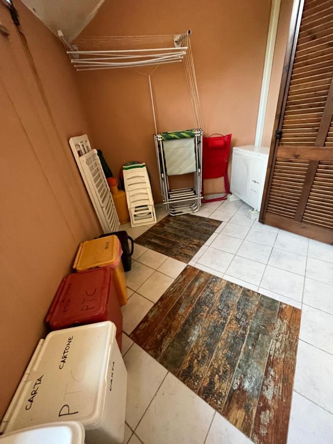 הוילה קיה La Casa Sotto La Torre מראה חיצוני תמונה